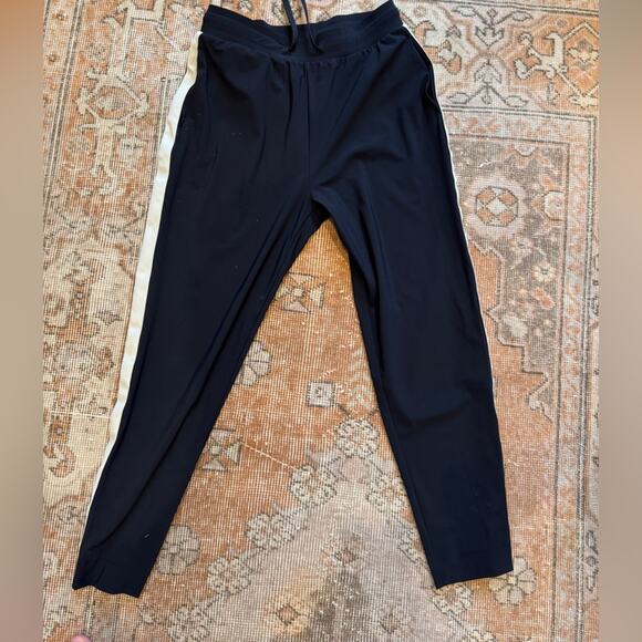 Sweaty Betty Black Straight Leg Explorer Pants - Picture 1 of 5